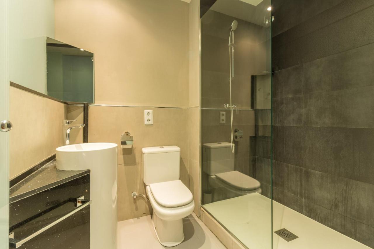 Key Paseo De Gracia Gaudi Y Miro Apartment บาร์เซโลนา ภายนอก รูปภาพ